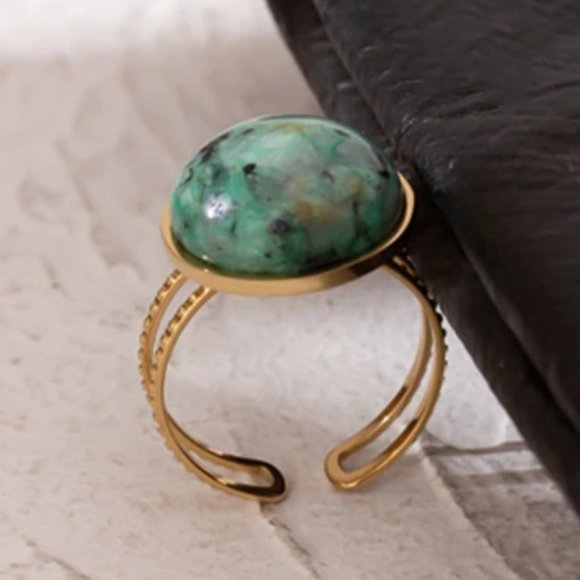 Jewelry - New 18K Gold Plated Green Round Natural Stone Resizable Ring